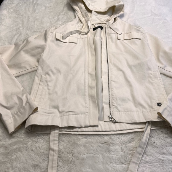 Adidas slur jacket size XS - Picture 7 of 9